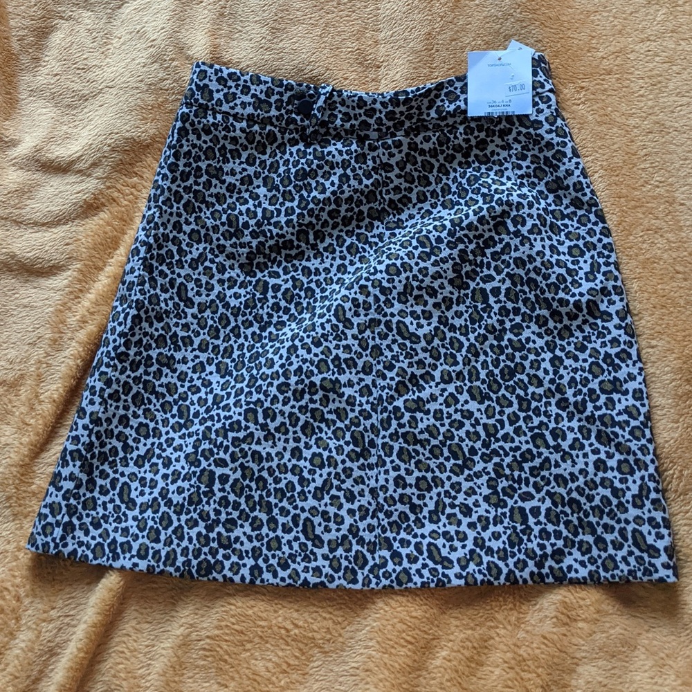 Animal print skirts size US 4